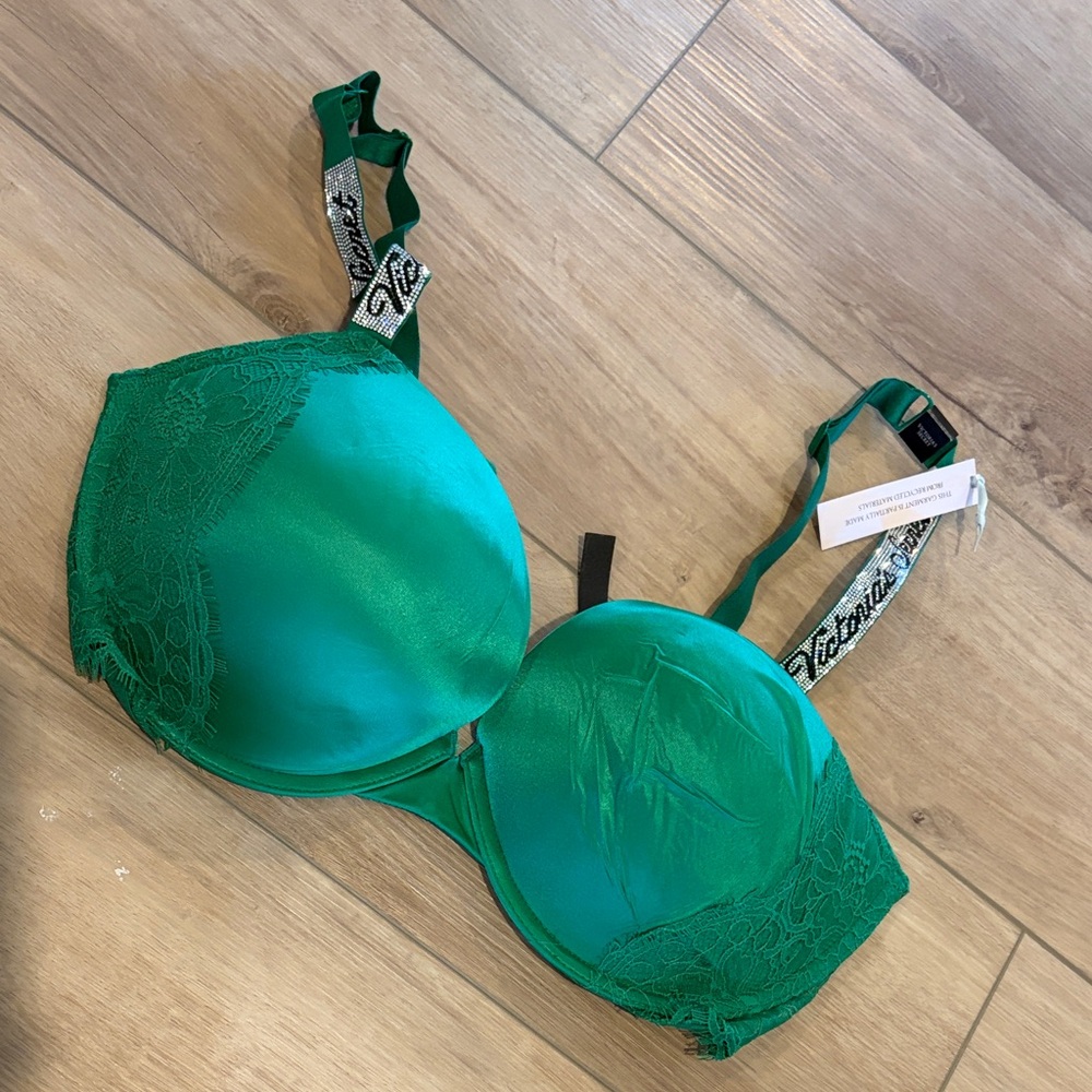 Victoria's Secret Emerald Satin Bra with Lace